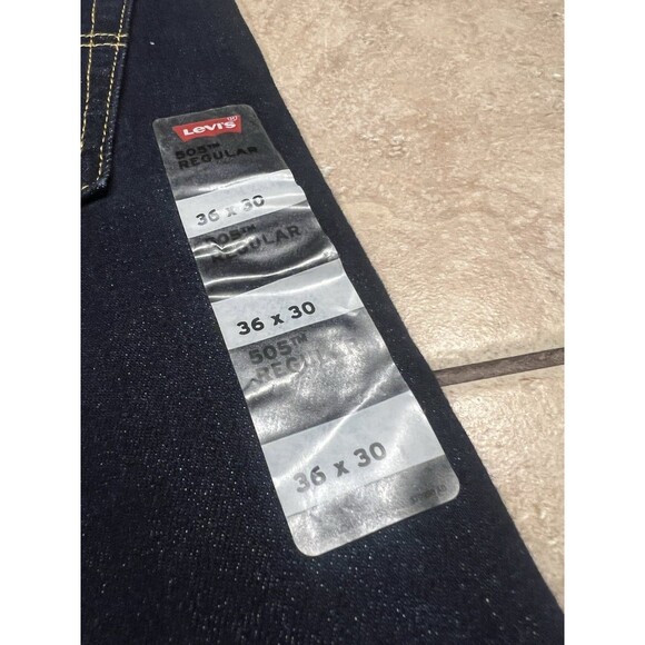 Levis Jeans Mens 36x30 505 Blue Dark Wash Blue Straight Leg Regular Fit STRETCH - Picture 6 of 9